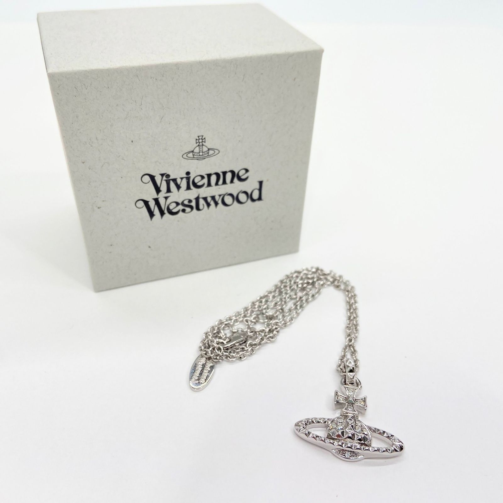 Vivienne Westwood ミニバスレリーフオーブネックレス 【C5753-60 