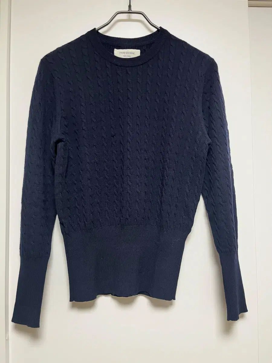 トム・ブラウン ネイビー ケーブルニット サイズ42 - メルカリ