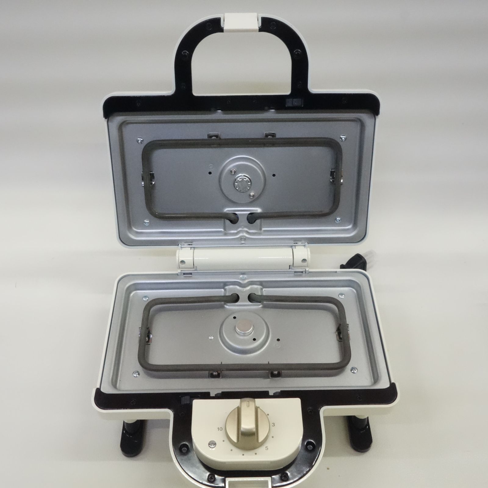 BRUNO ブルーノ のホットサンドメーカー ダブルタイプ ホワイト - メルカリ