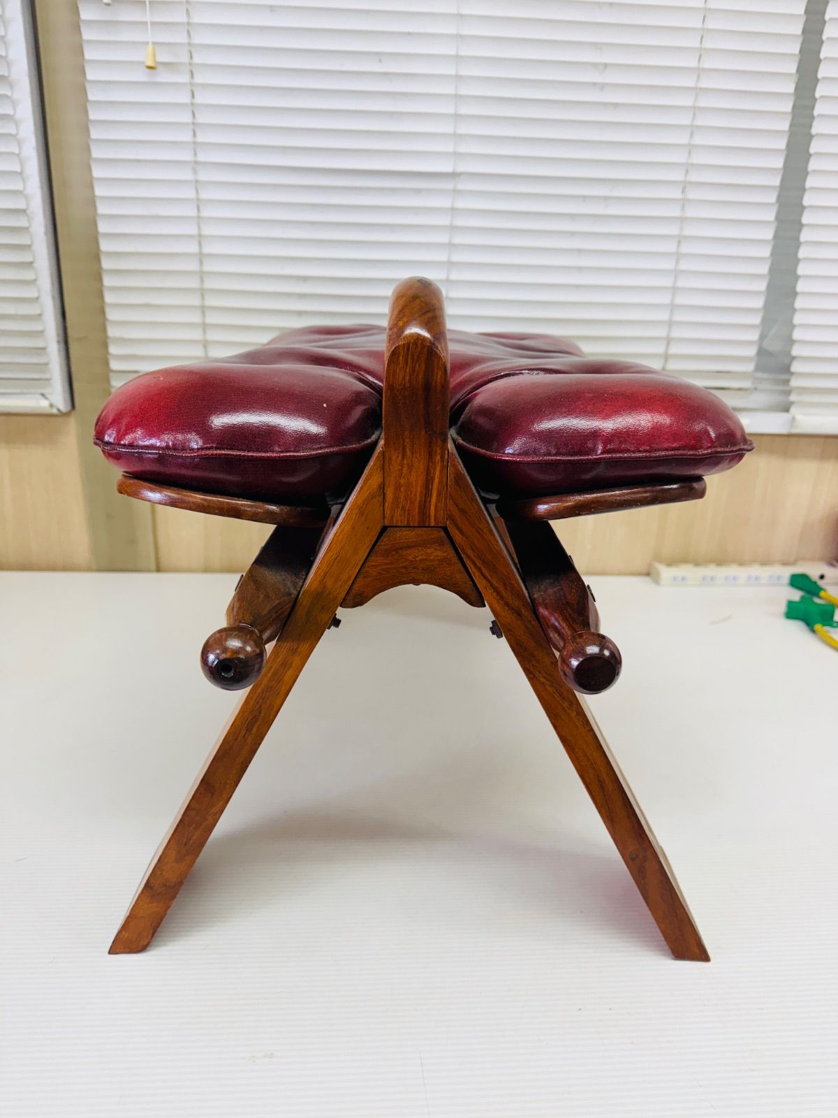 キャメルチェア ラクダスツール オットマン 象嵌 木製 チェア 椅子