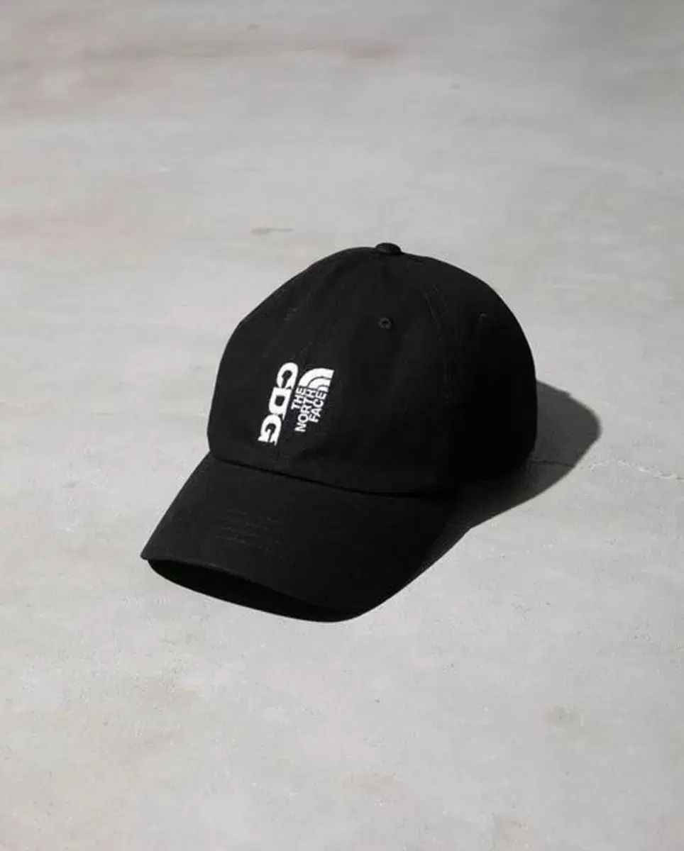 CDG x The 国内10月21日発売予定 ⁄ 黒で統一した全