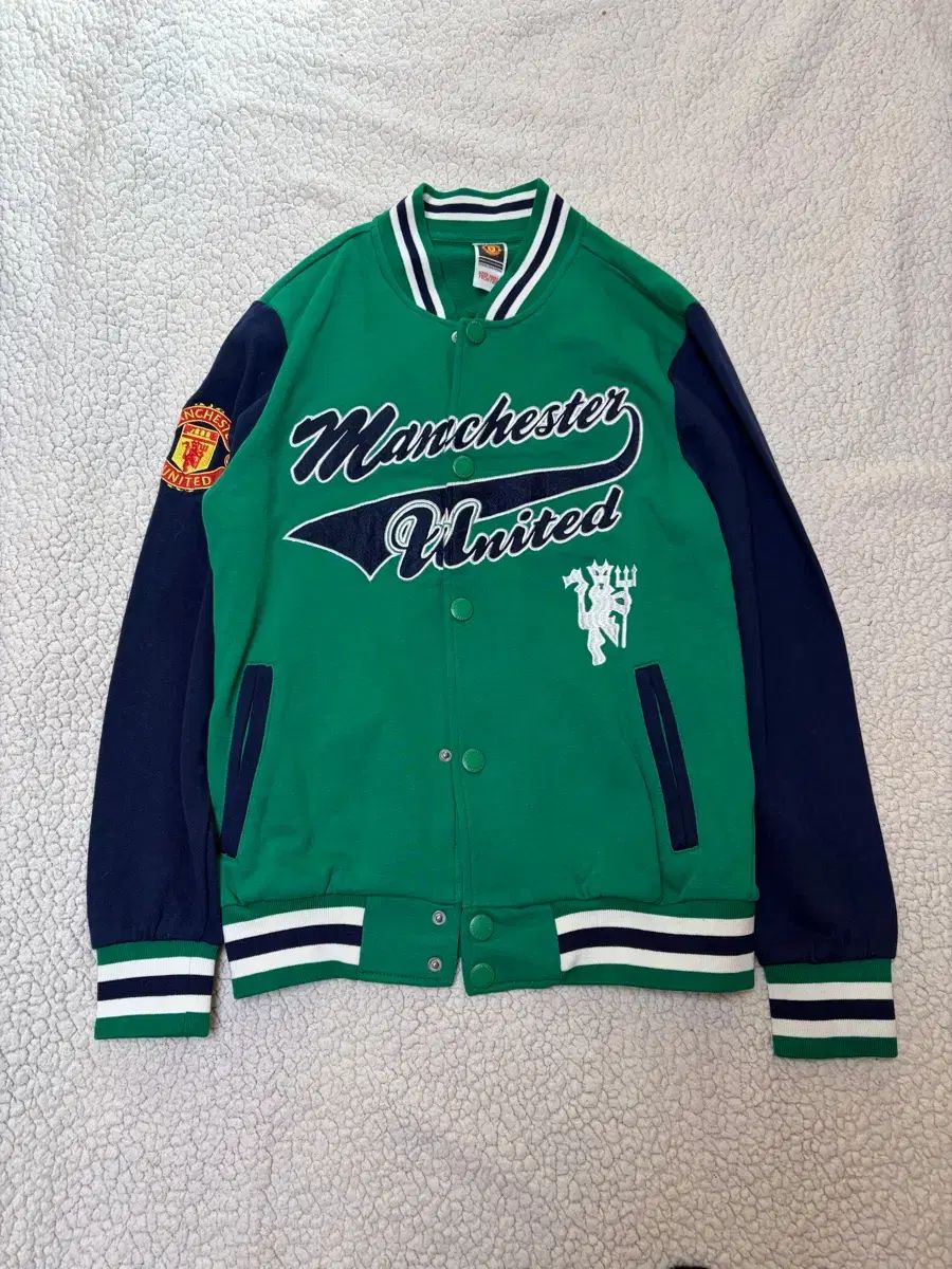 マンチェスターユナイテッド スタジャン ジャケット - メルカリ