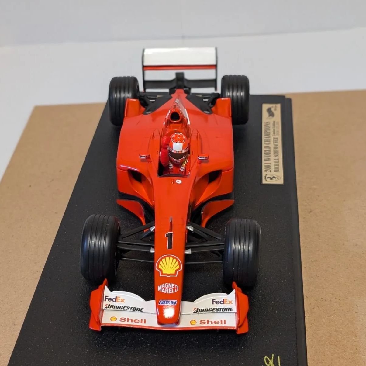 注意！限定品マテル1/18フェラーリF2001ミハエル・シューマッハ - メルカリ