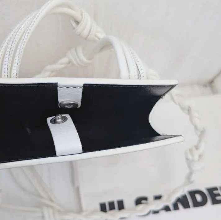極美品】JIL SANDER タングル スマホショルダー ホワイト レザー 保存