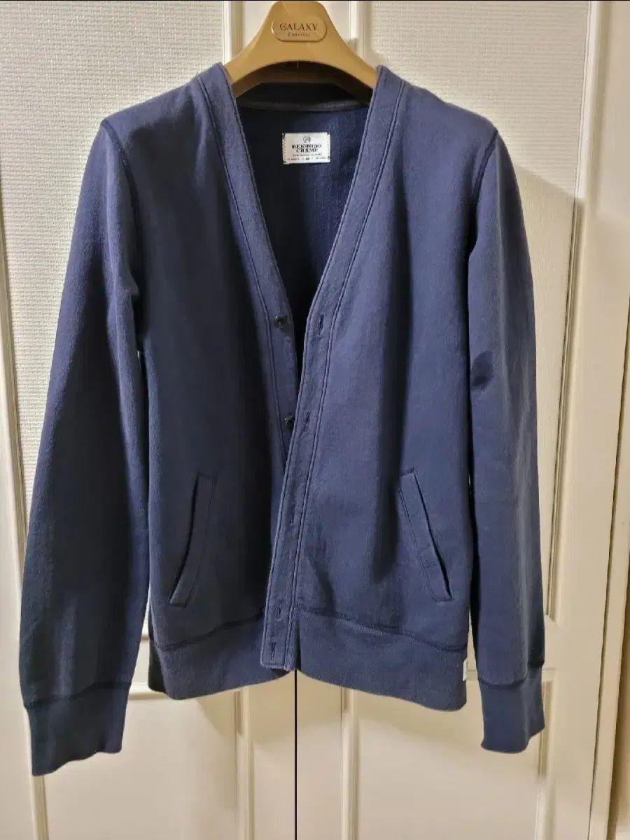 Reigning Champ カナダ プレミアム ブランド 秋冬用 カーディガン