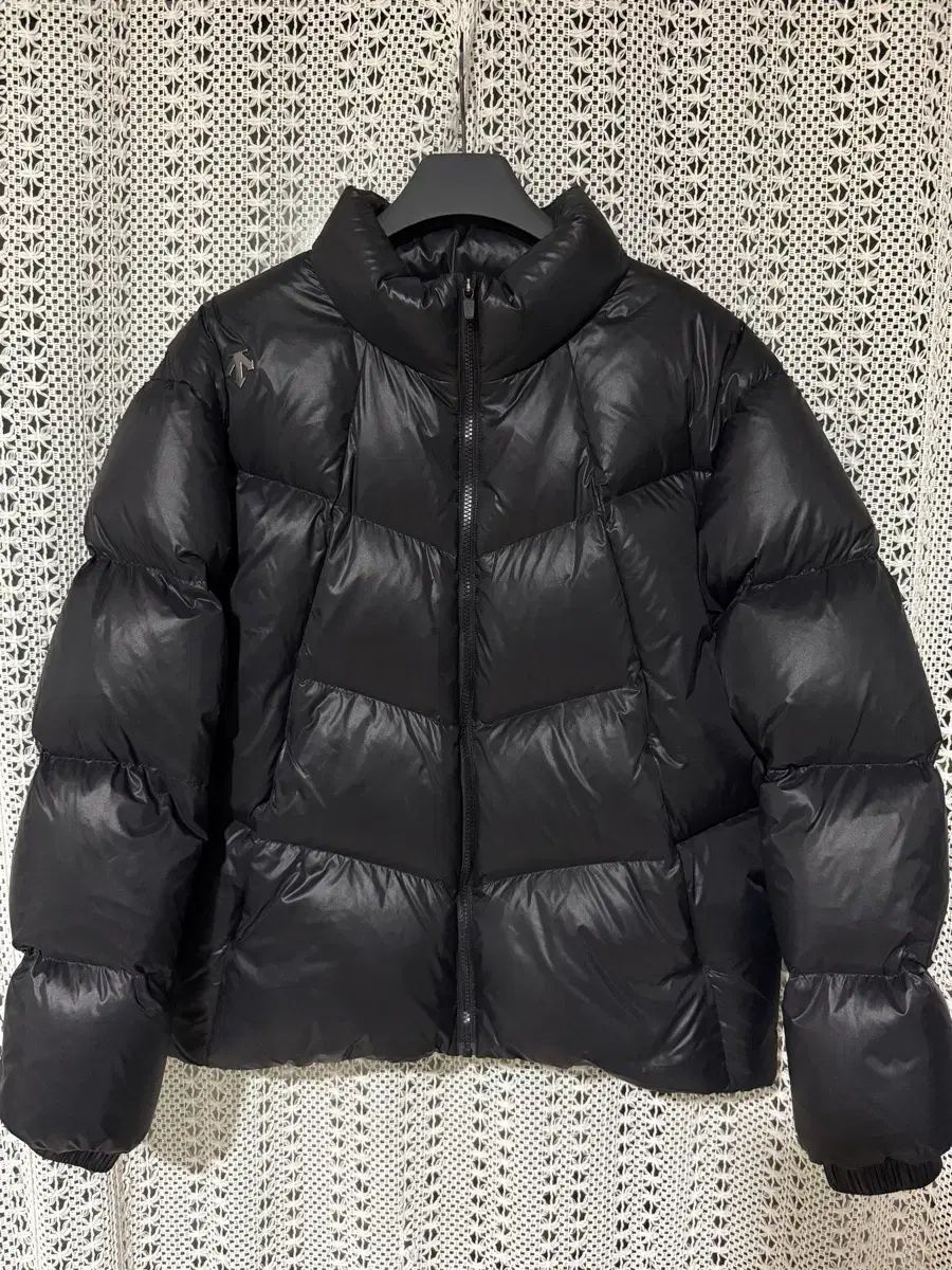 ほぼ新品) デサント メンズ ブラック ショートダウン 3XL(115) - メルカリ