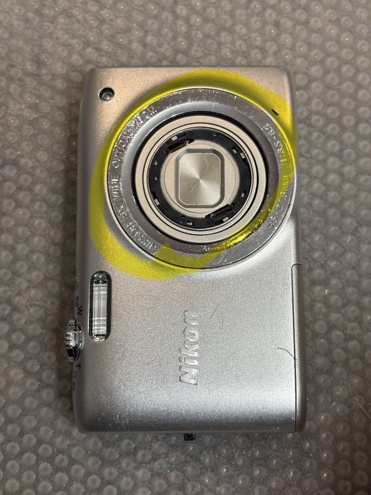 Nikon ニコン COOLPIX S2700 26012970 - メルカリ