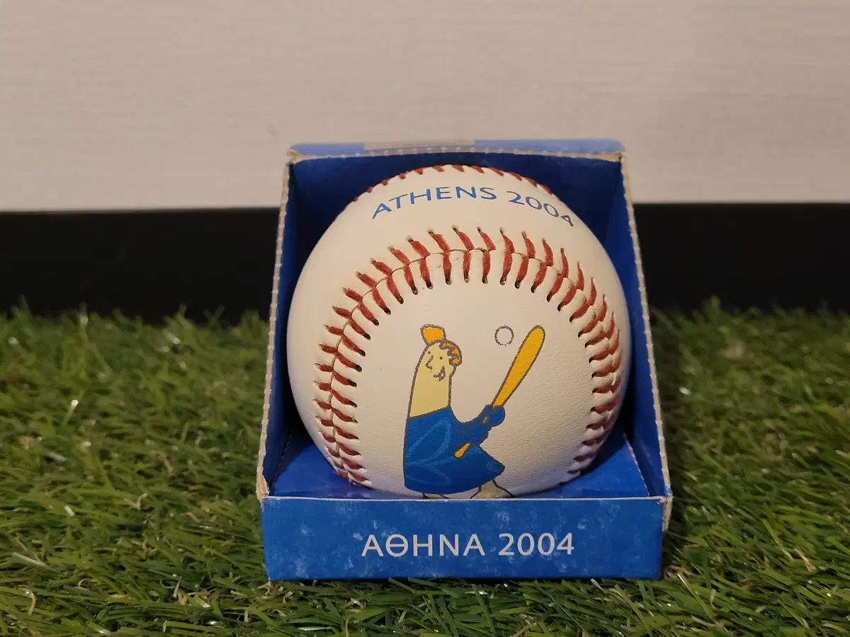 2004ジャパンオープニングシリーズ、2006日米野球公式ボール 2004