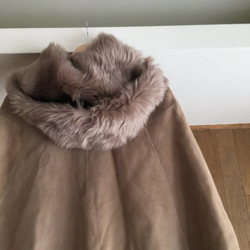 ガシュロウアンドコール GUSHLOW&COLE 羊革 ムートン ポンチョ - メルカリ