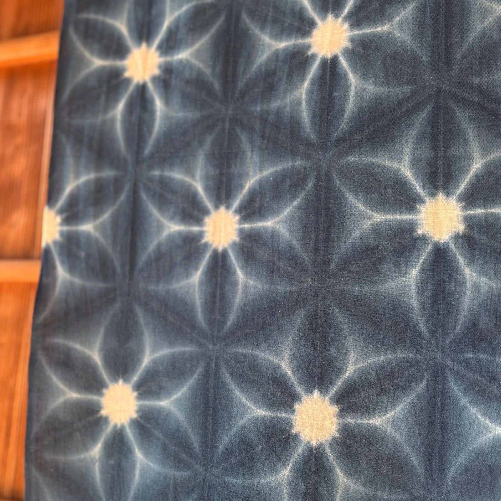 s199 【sato】 藍染 高級さらし生地 127cm 雪花絞り 有松鳴海絞り と同