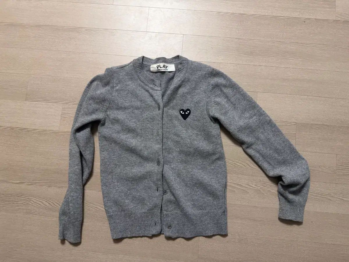 コム・デ・ギャルソン PLAY グレー カーディガン 44 - メルカリ