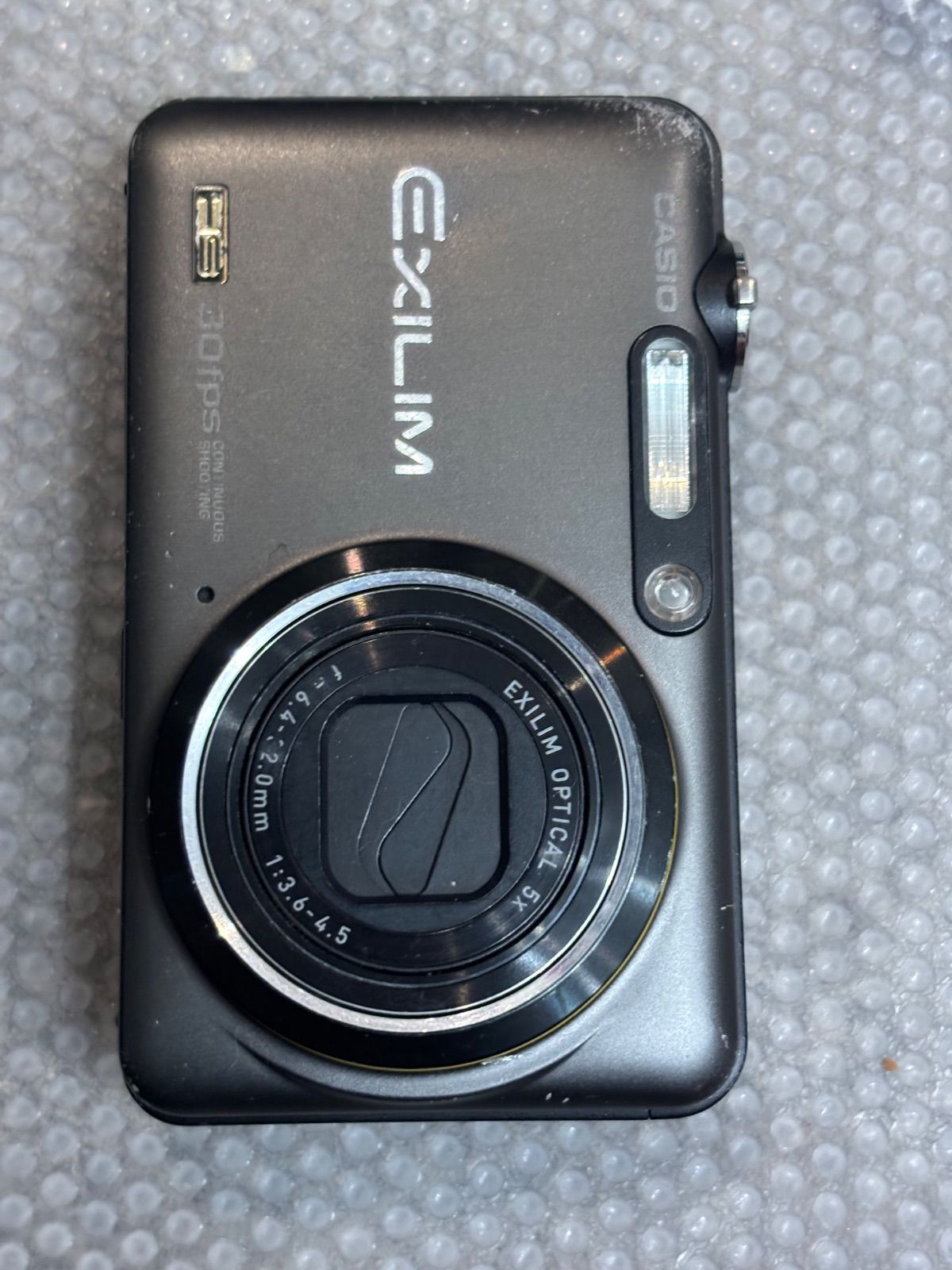 CASIO EXILIM EX-FC100 26012975 - メルカリ