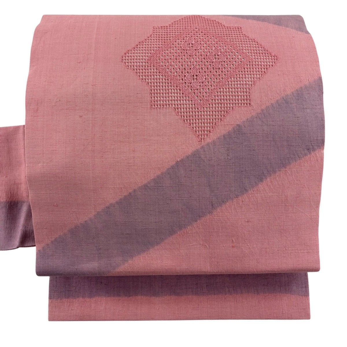 美品】 名古屋帯 秀品 紬地 幾何学模様 汕頭刺繍 ピンク 正絹 【中古