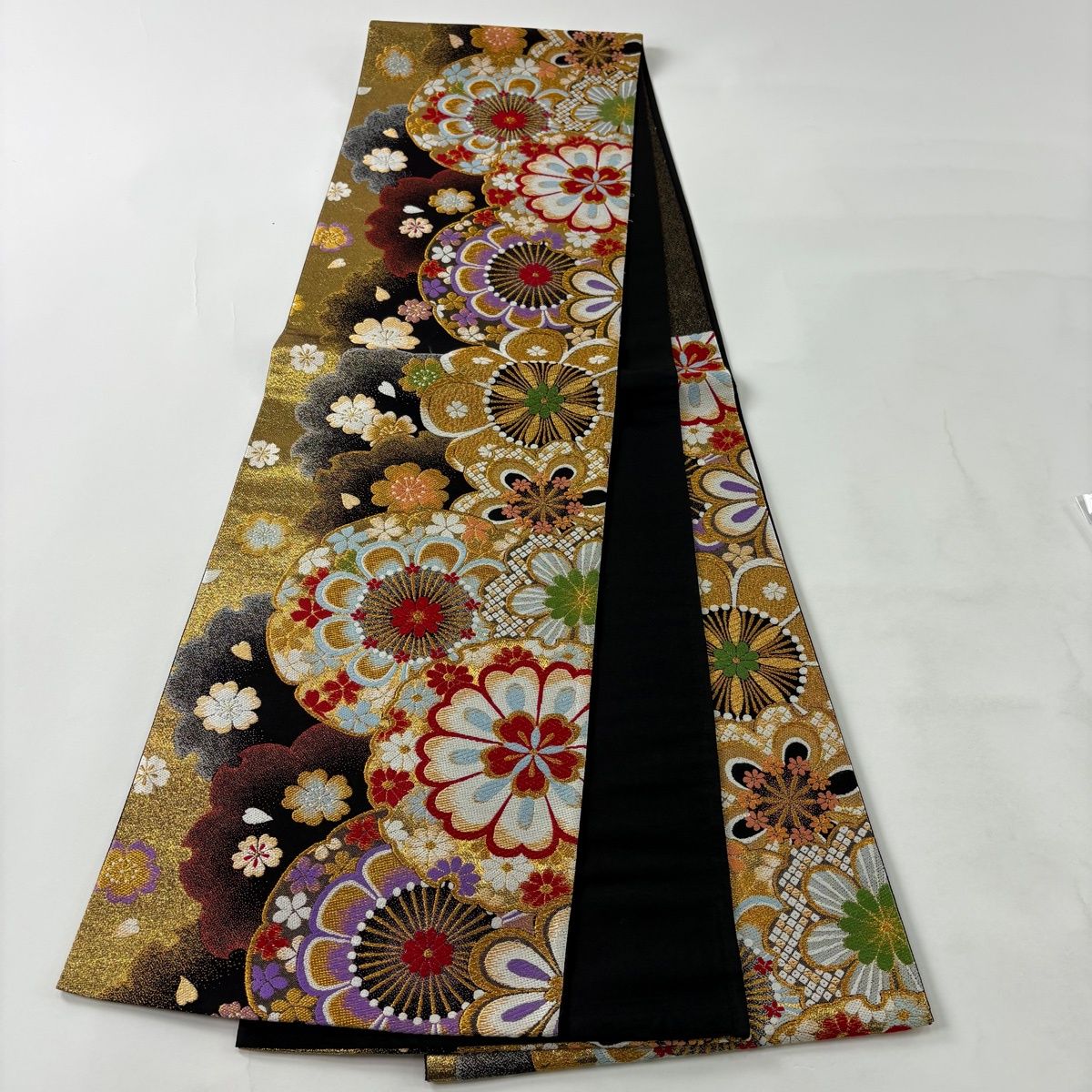 美品】 袋帯 秀品 雪輪 桜 金糸 箔 黒 六通 正絹 【中古】 - メルカリ