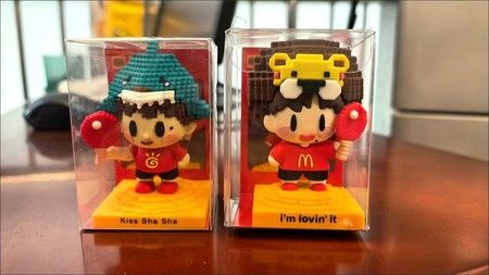 王楚欽・孫穎莎マクドナルドコラボ ピクセル公仔・ポスター・積木