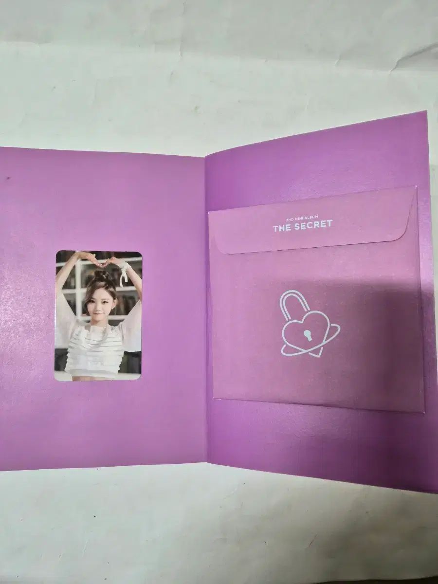 宇宙少女(WJSN) The Secret メンバーバージョン サインボード cd 投稿