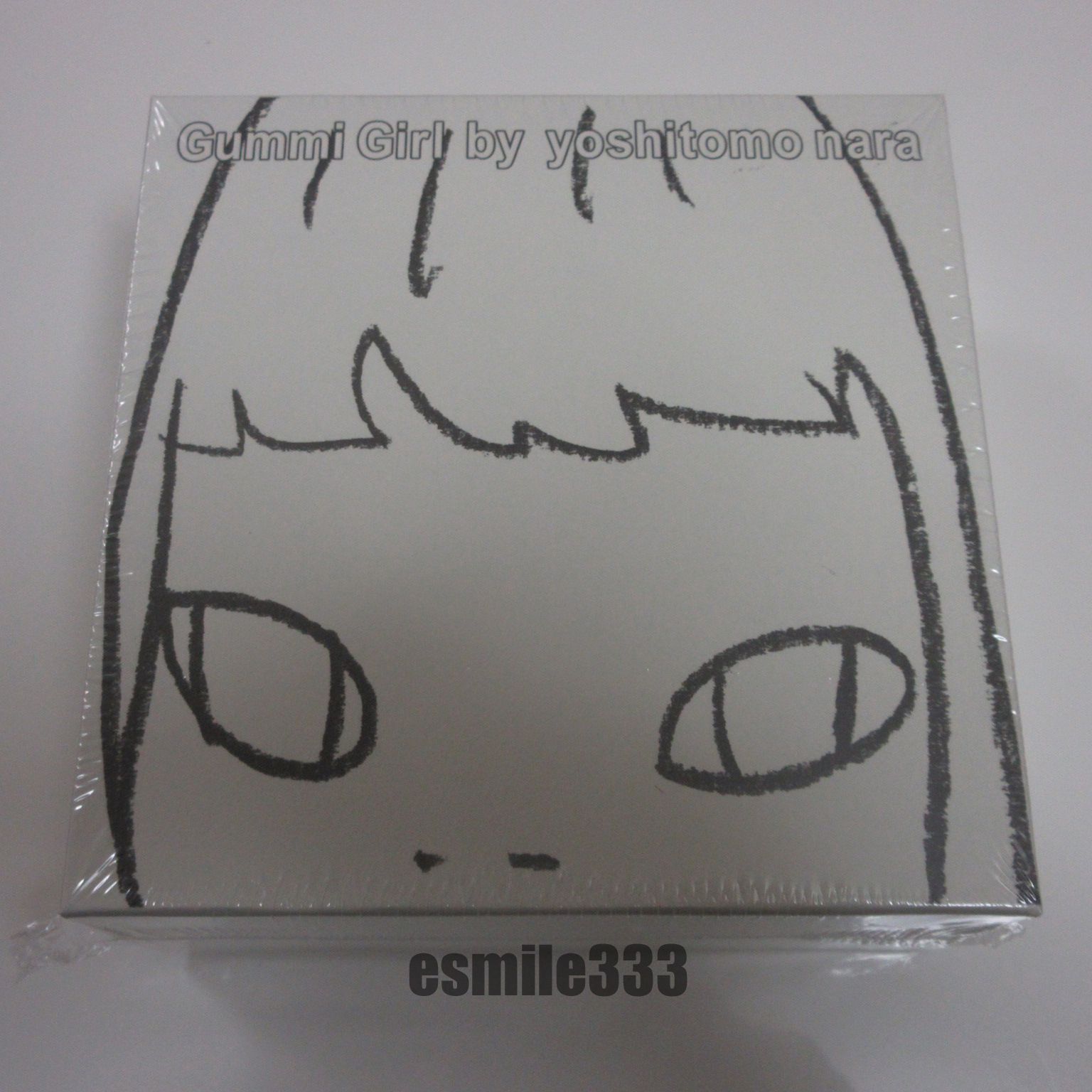 送料無料☆匿名配送☆新品☆ダンボール梱包】未開封品 Yoshitomo Nara