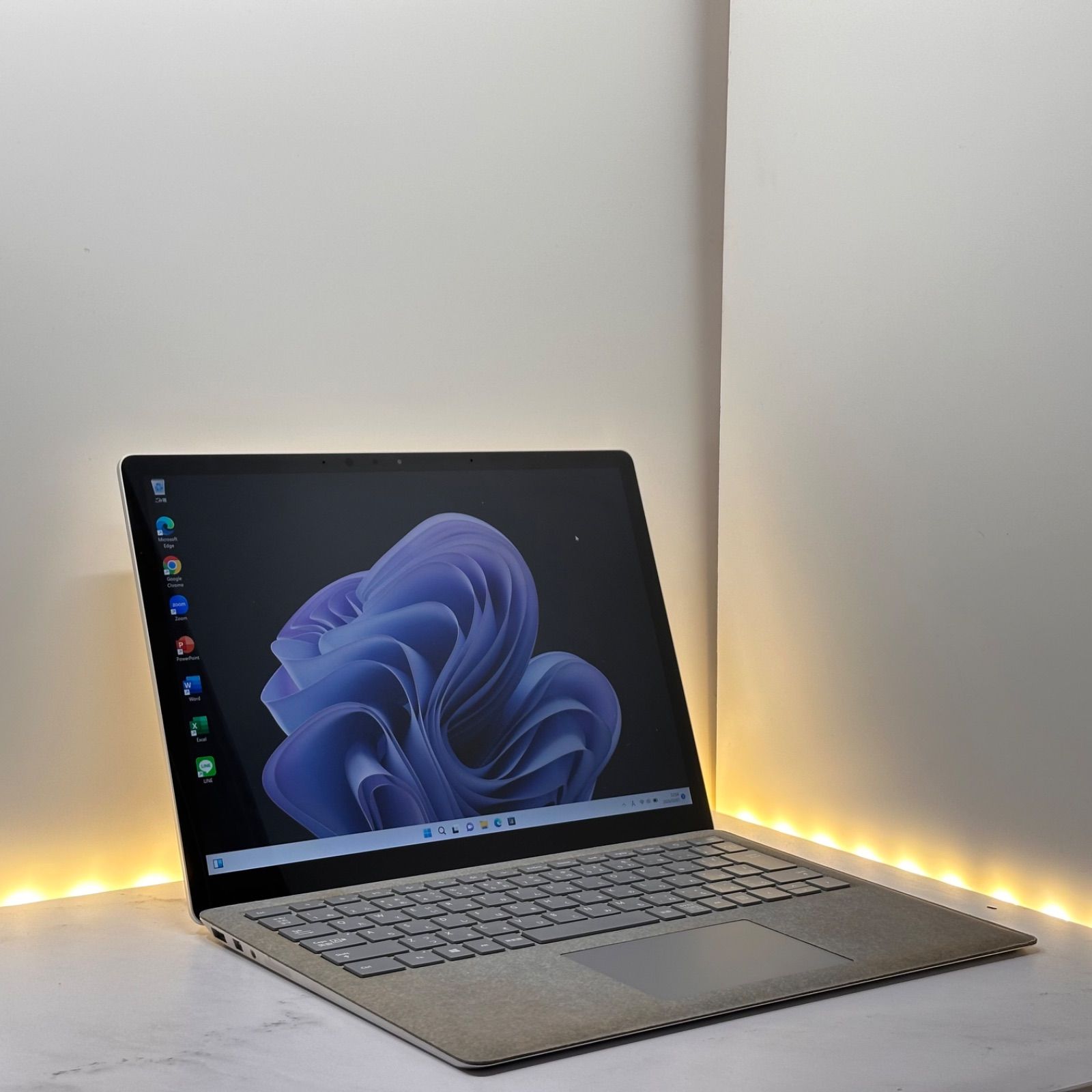 特別価格】Surface Laptop Corei5/8/256 - メルカリ