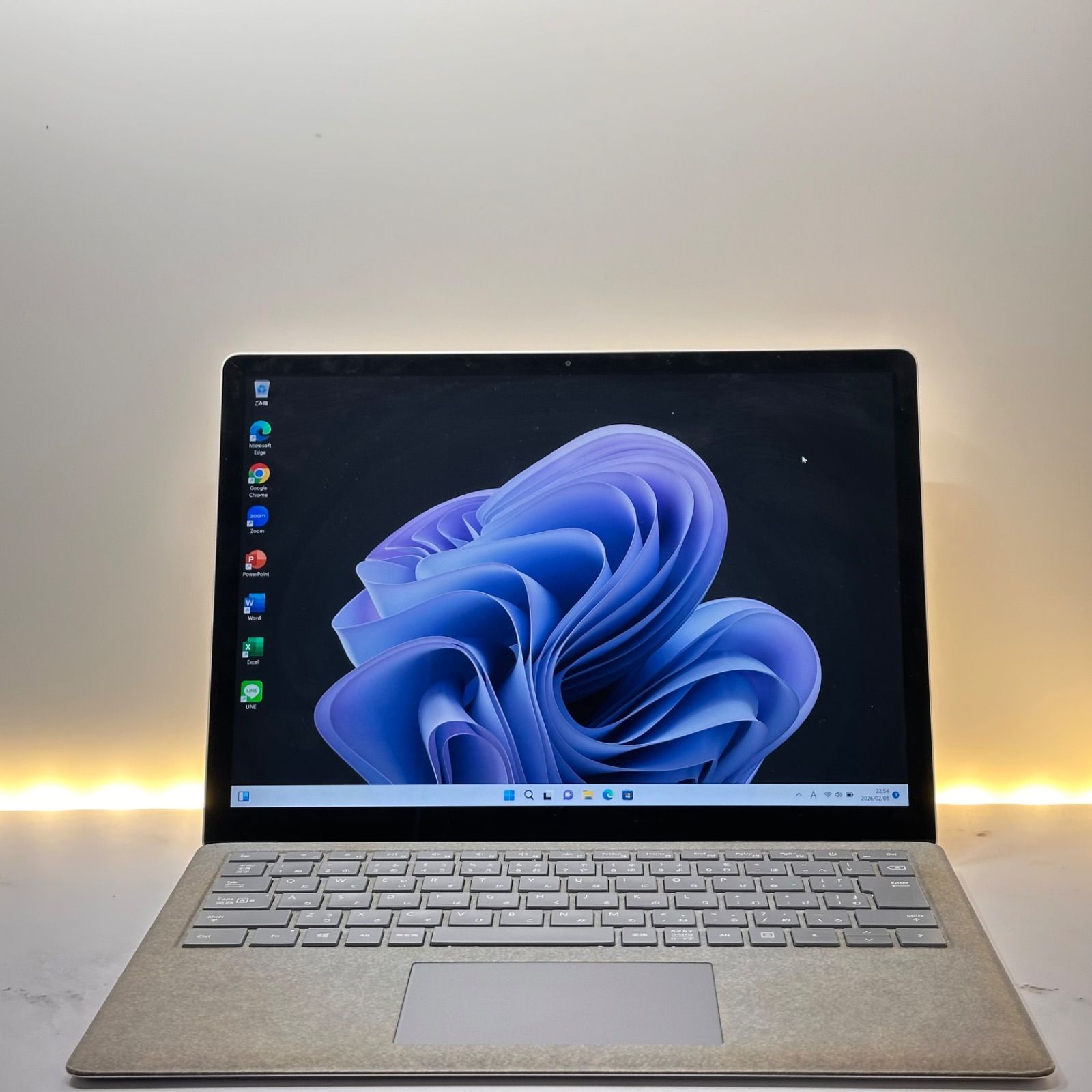 特別価格】Surface Laptop Corei5/8/256 - メルカリ