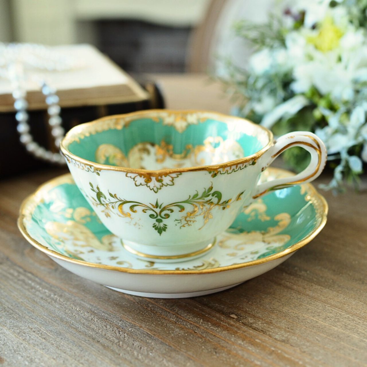 STORY CUPコレクション】英国ミントン グリーン×金彩のアンティーク