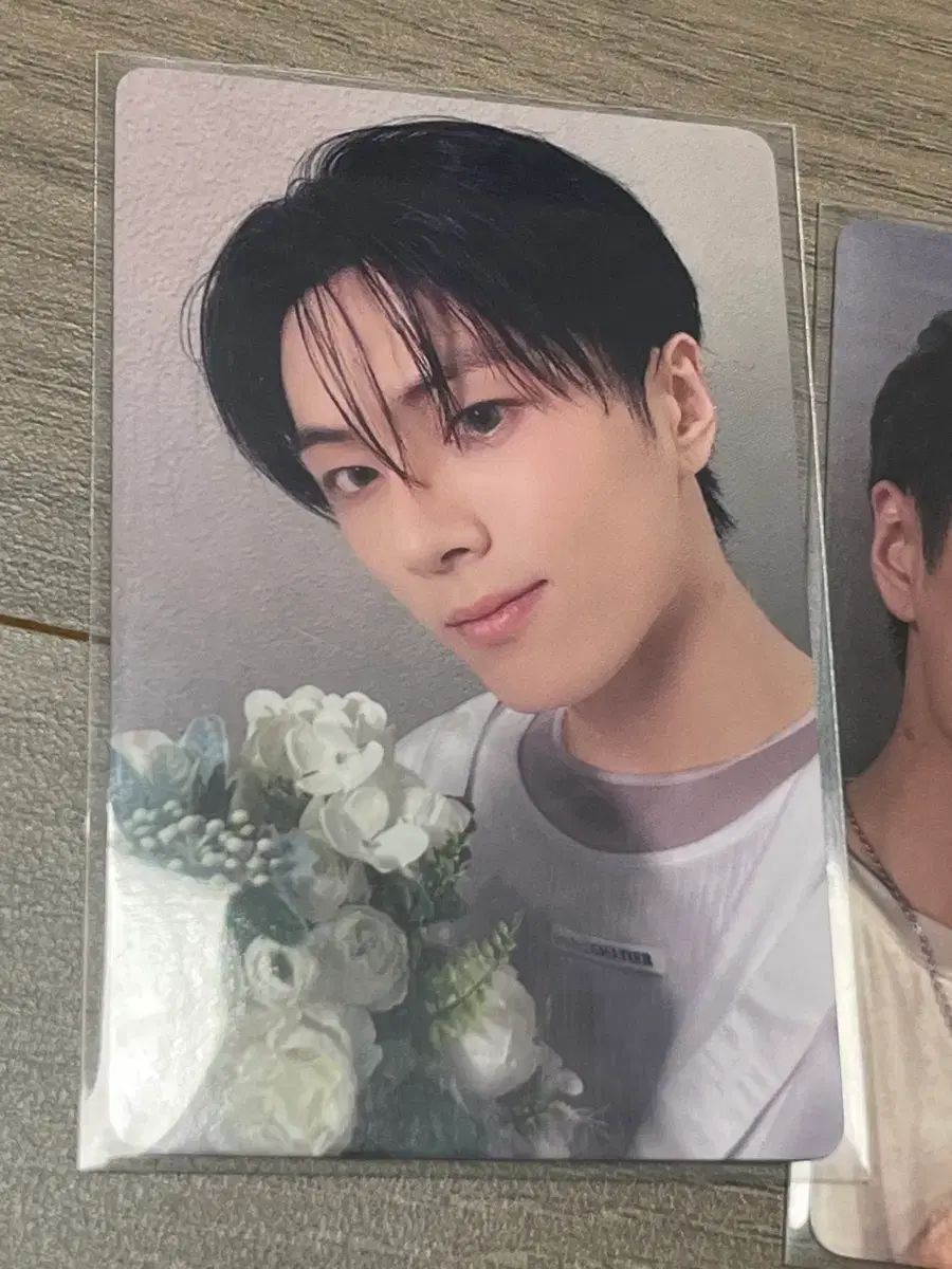 ENHYPEN（エンハイプン・エナプ）ジェイ(JAY・ジョンソン) 花束