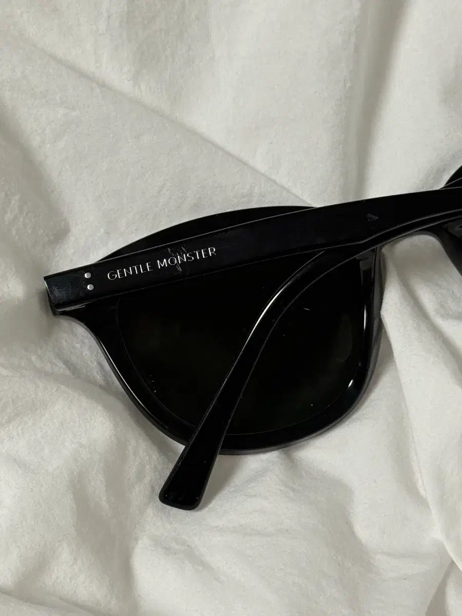 GENTLE MONSTER(ジェントルモンスター) サングラス ランク ブラック