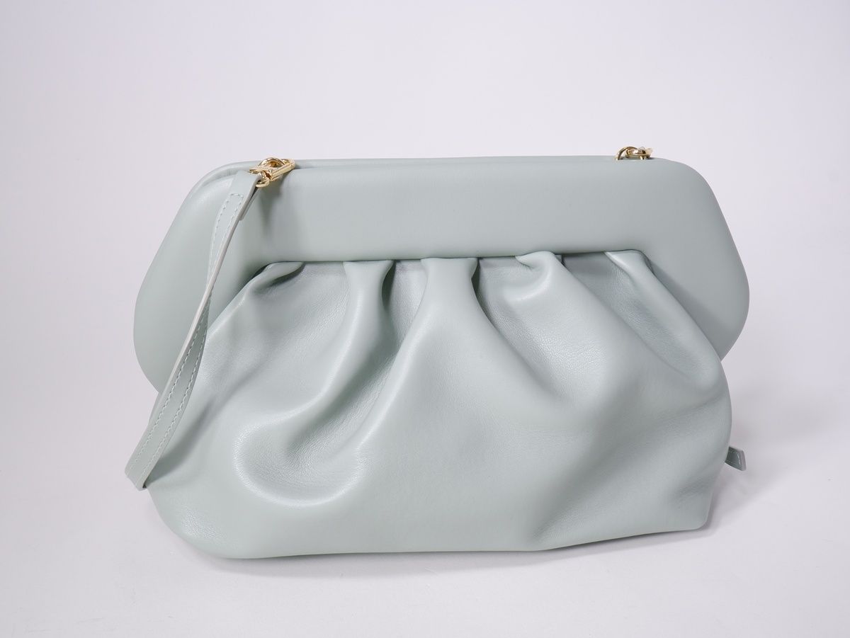 THEMOIREテモワール L'Appartementアパルトモン取扱いCLUTCH BAG