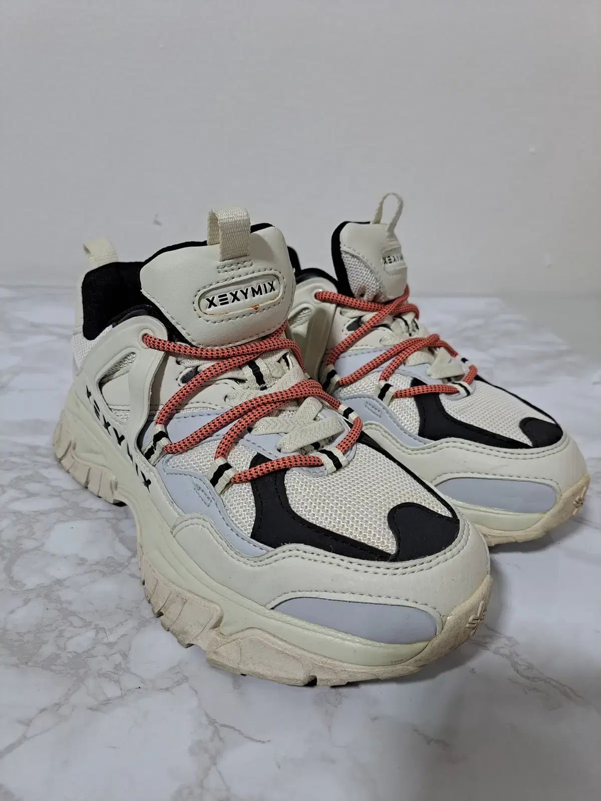 XEXYMIX レディース スニーカー 240 (신1136) - メルカリ