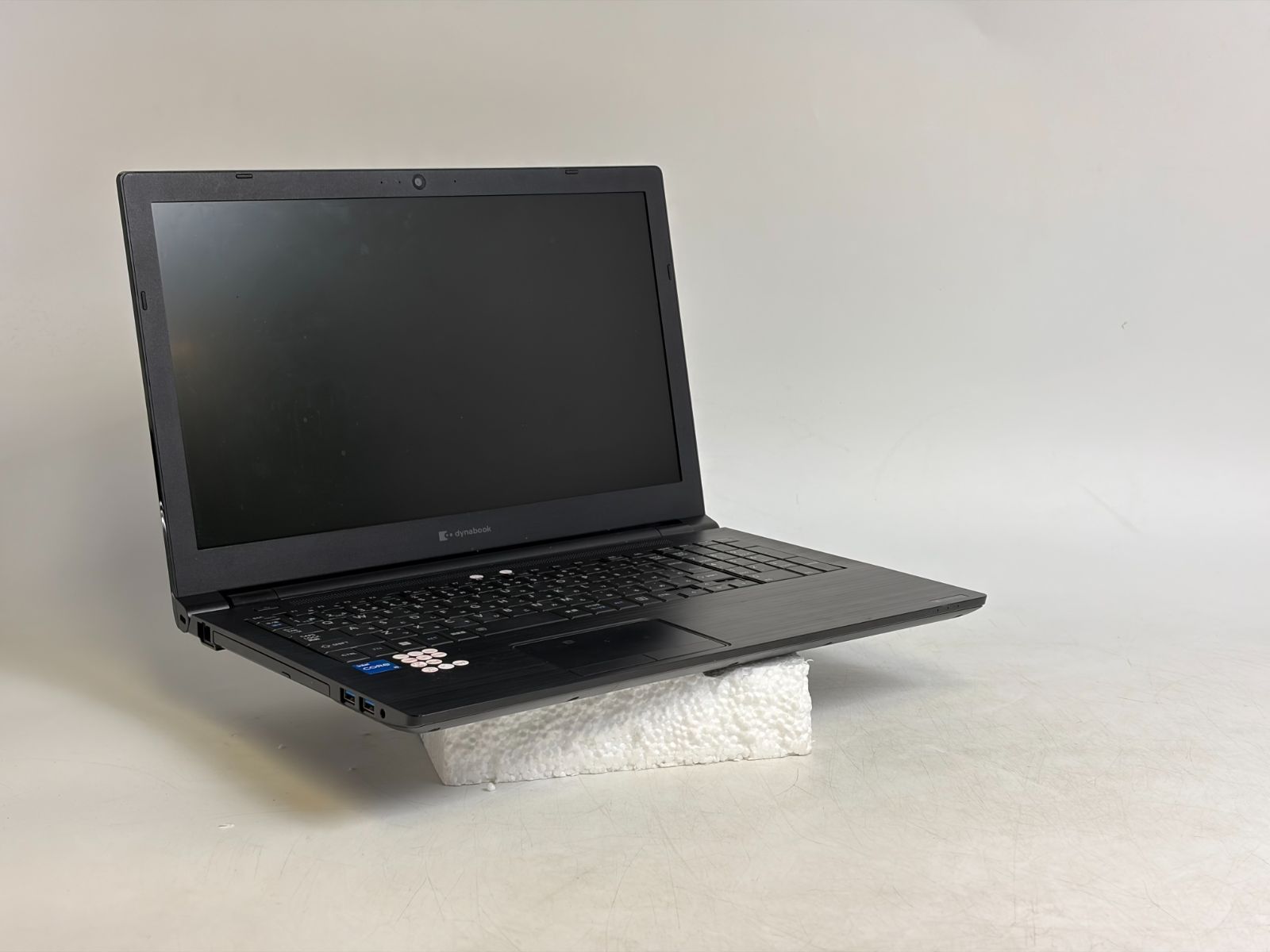 動作未確認ジャンク品】TOSHIBA dynabook B65/HS Core i5-1135G7