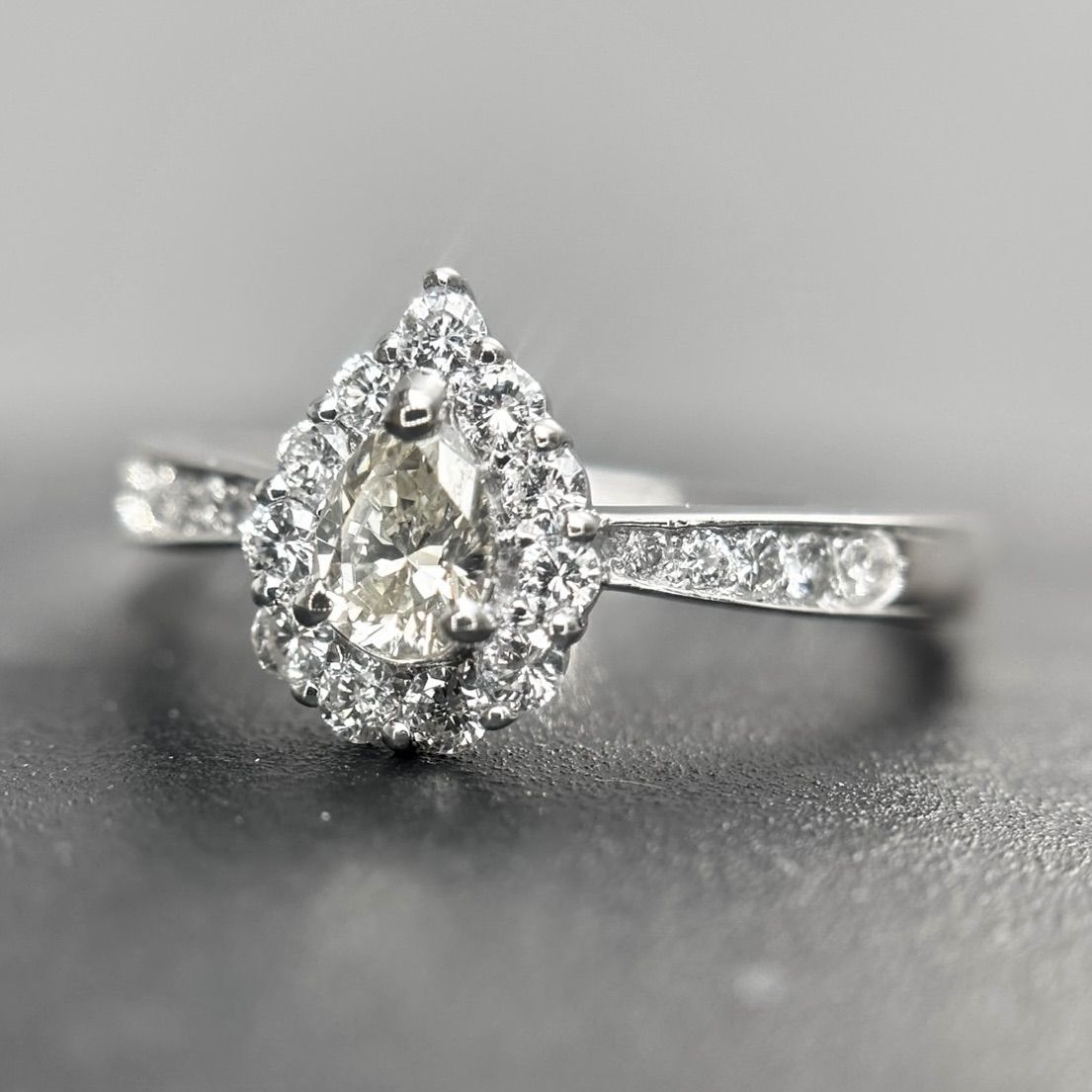 Pt900 天然 ダイヤモンド 計0.594ct リング - メルカリ