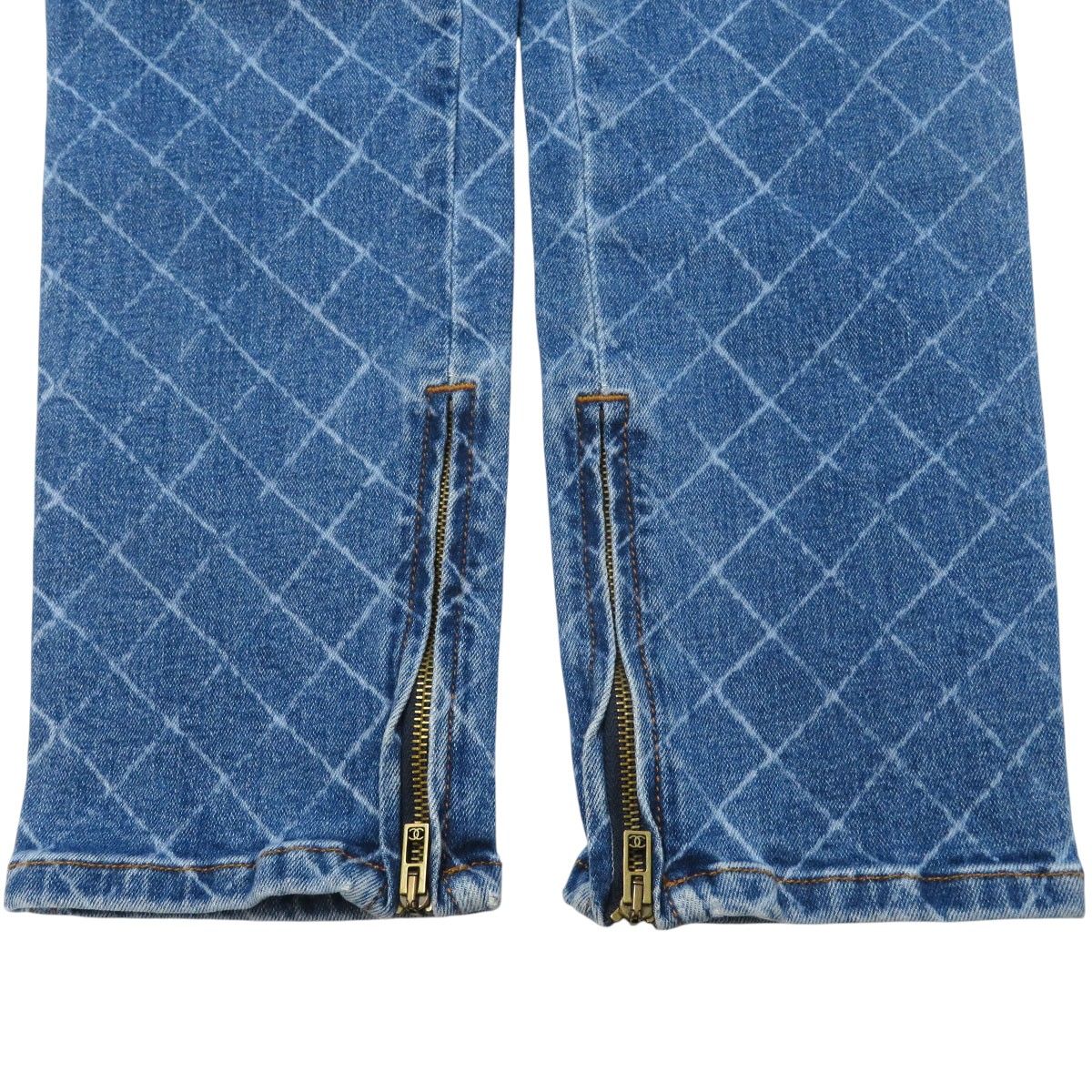 シャネル マトラッセ 裾ジップ デニムパンツ P55686V42287 レディース