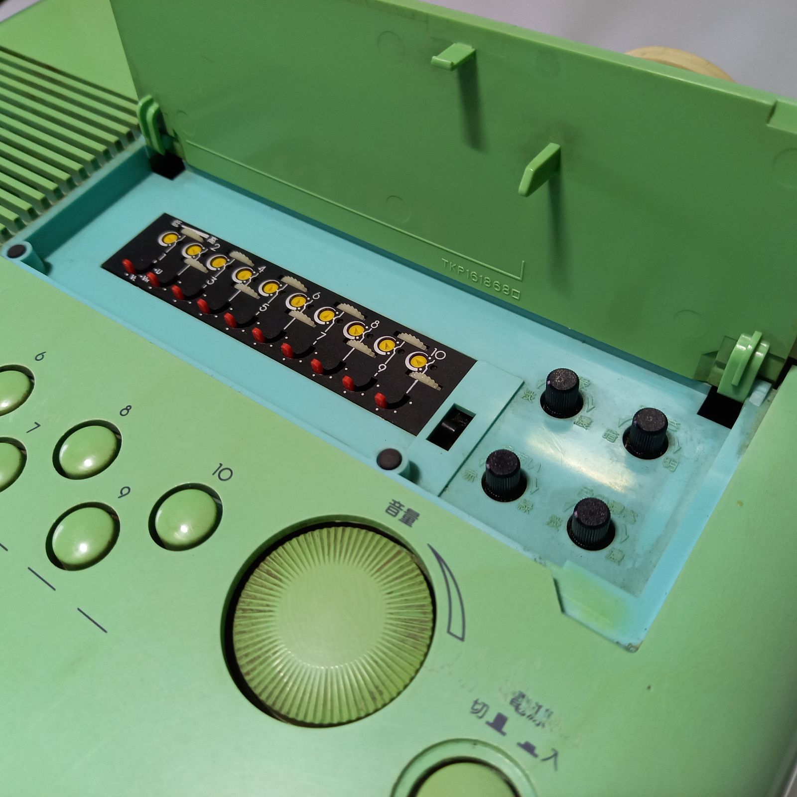 ナショナル カラーテレビ TH11-S9 83年製 National 昭和レトロ