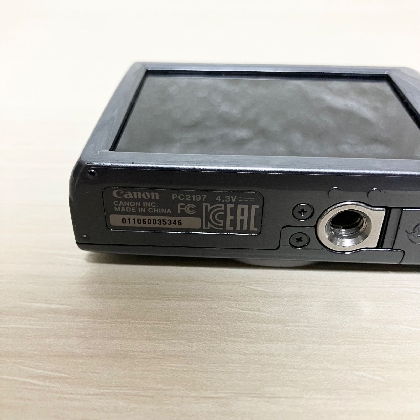 カメラ 美品！ キャノン イクシー150 CANON IXY PC2197 バッテリ付き