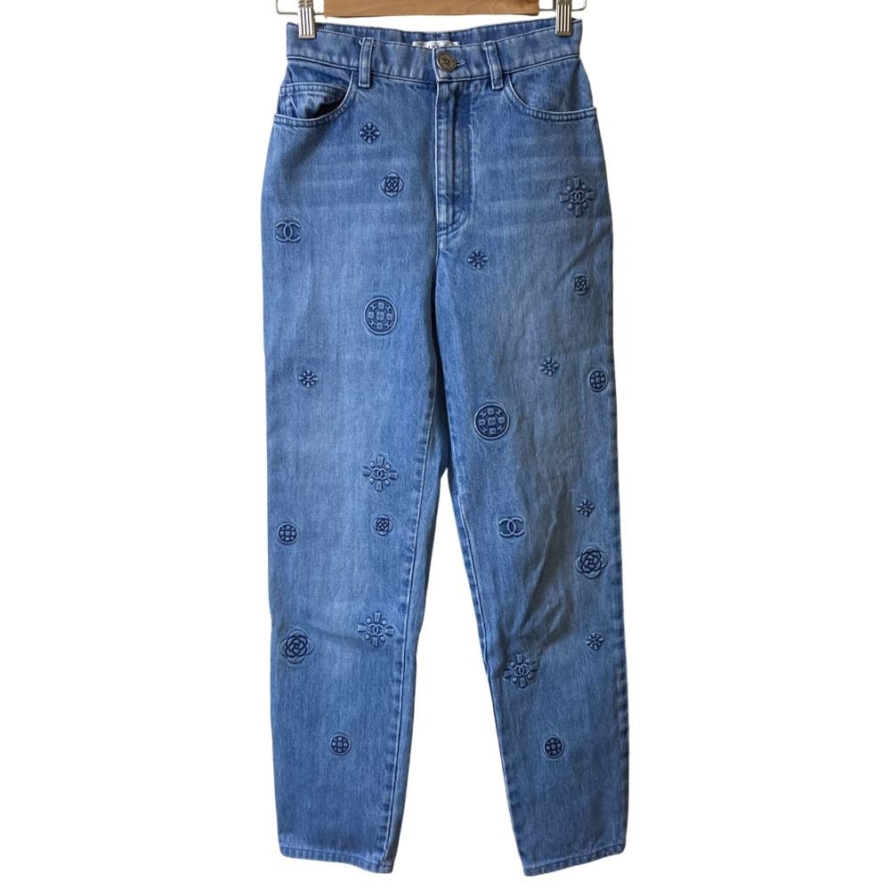 美品 CHANEL シャネル 21P アイコン エンボス デニムパンツ ジーンズ