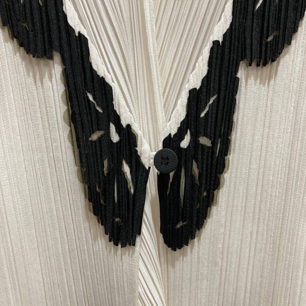 美品 PLEATS PLEASE ISSEY MIYAKE プリーツプリーズ イッセイミヤケ V