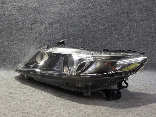 オデッセイ 左ヘッドライト HID RB3/4 前期 P7692 J0 33151-SLE-J01