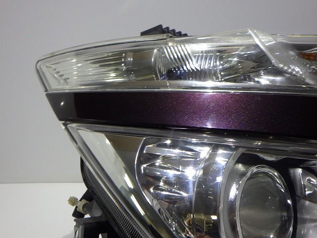 エルグランド 右ヘッドライト HID キセノン E52 PNE52 前期 100-23009