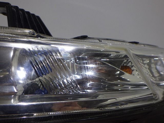 エルグランド 右ヘッドライト HID キセノン E52 PNE52 前期 100-23009
