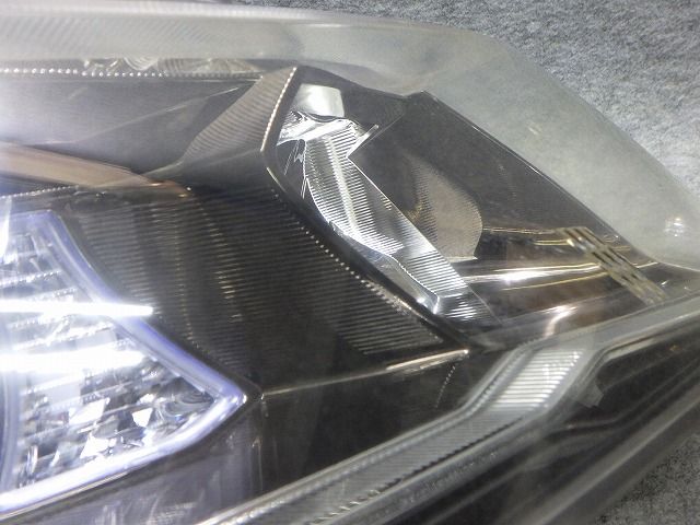 Hid rb3 オデッセイ ヘッド ライト 純正 オデッセイrb3ヘッドライト
