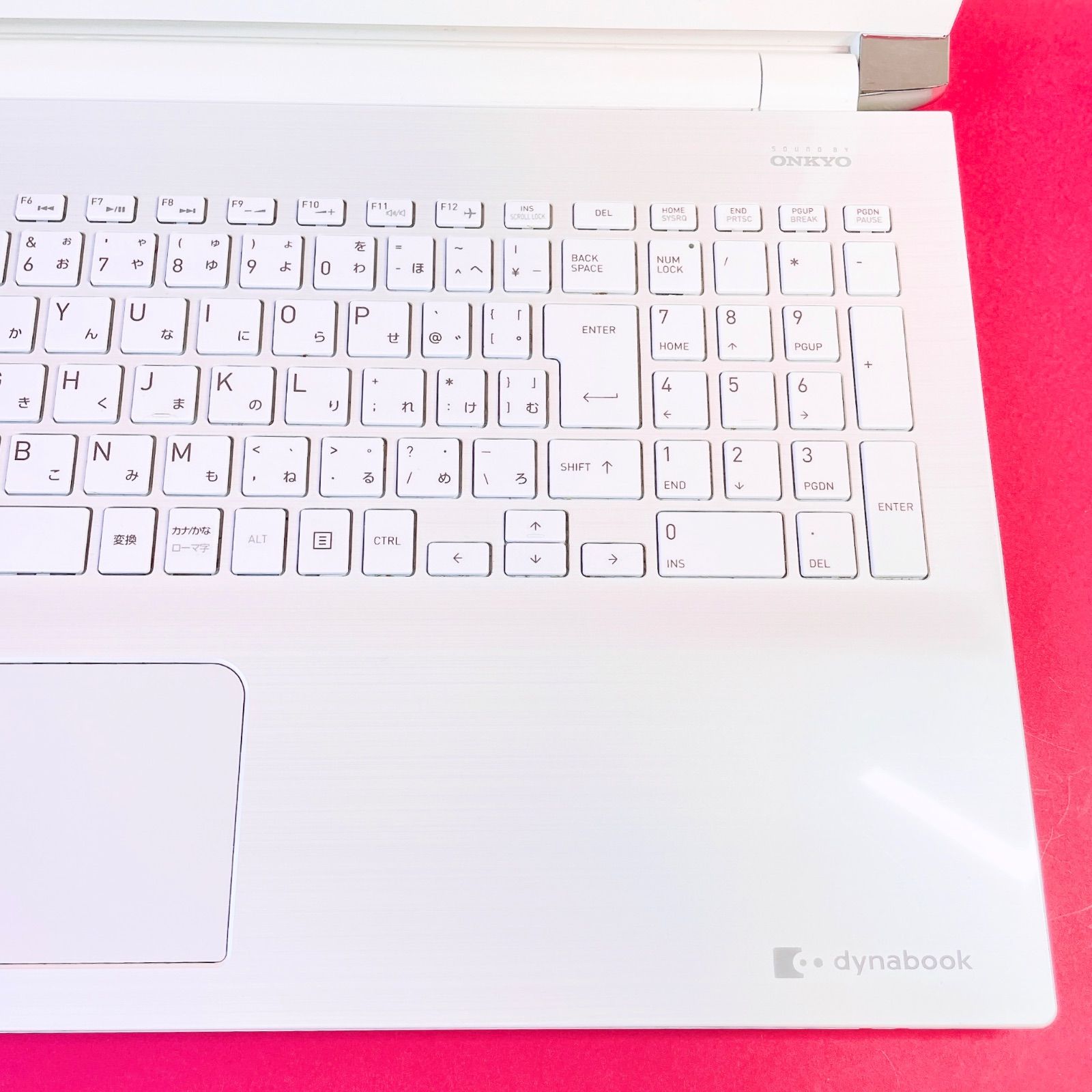 美品✨たっぷり大容量1TB❣️おしゃれ白✨️薄型ノートパソコン✨️事務作業カメラ付き 売り切れ続出‼️おしゃれ白✨️薄型ノートパソコン✨事務学習 カメラ