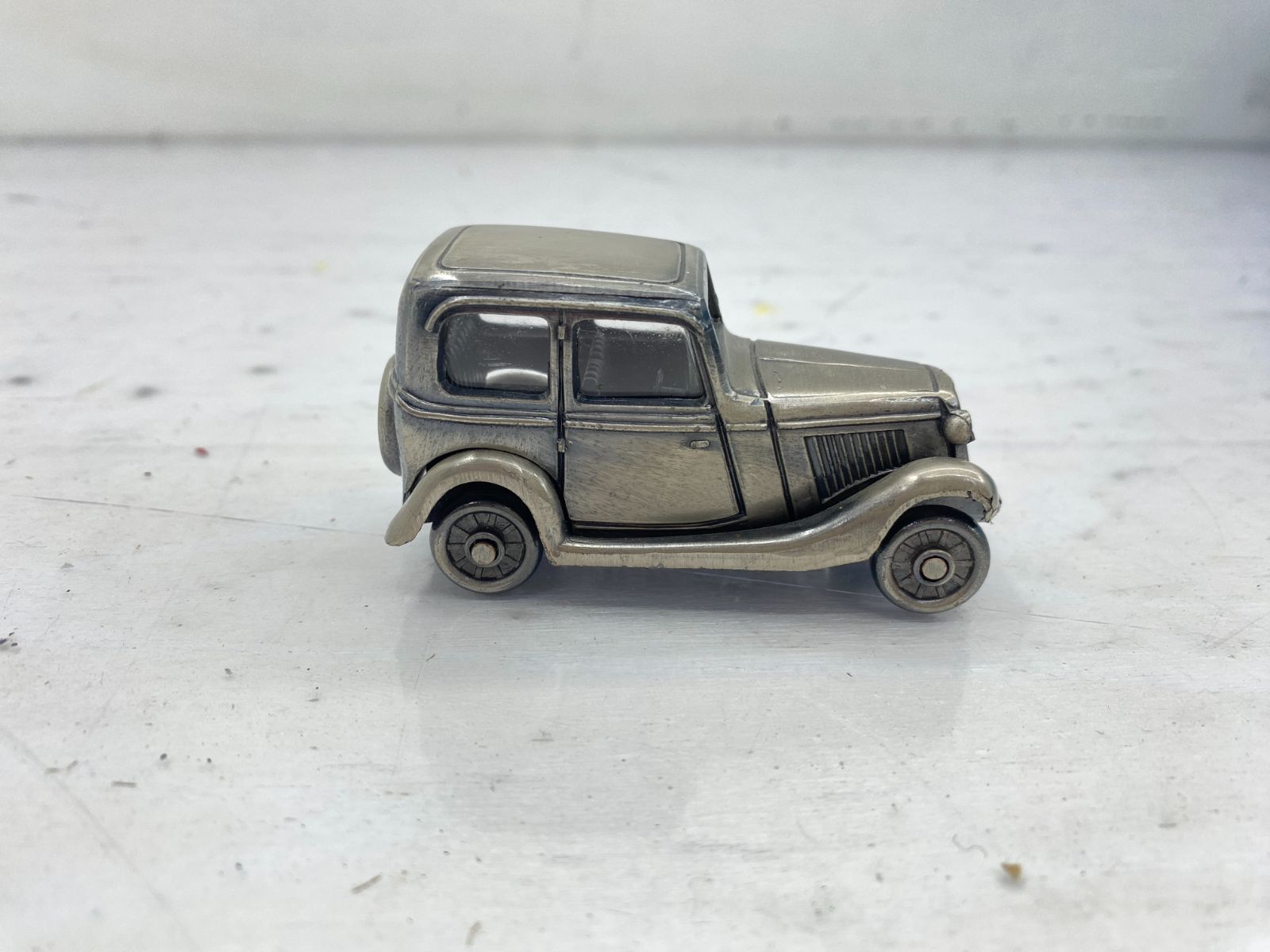 ヨネザワのミニカーダットサンDXセダン-１９３５- ヨネザワのミニカーダットサンDXセダン-1935-