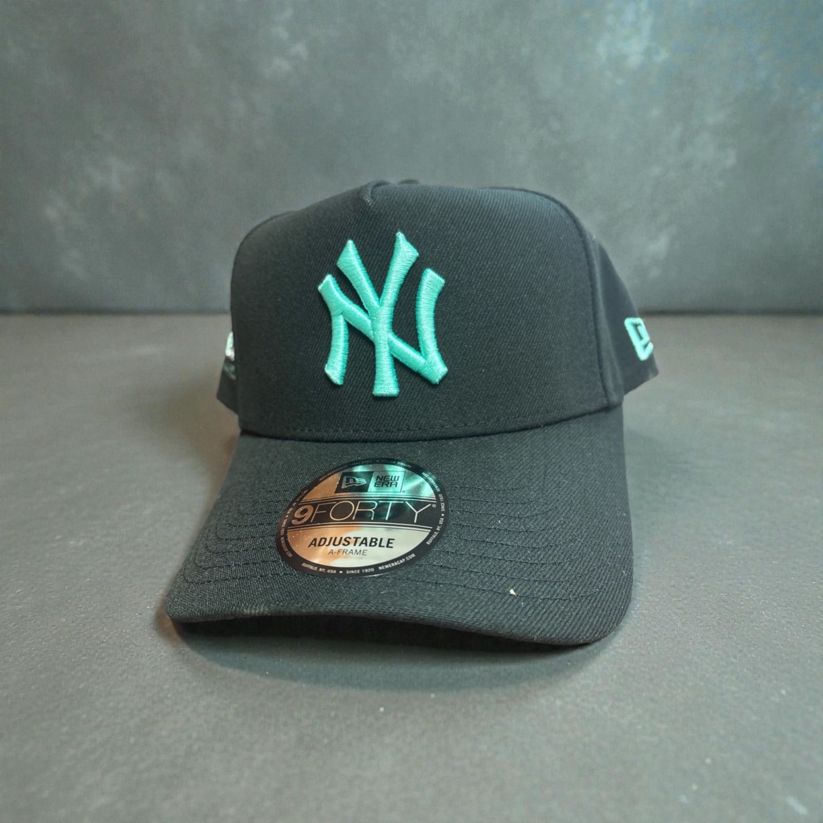 New Era 9FORTY ブラック/ミント キャップ　ティファニーブルー希少 希少・海外限定】1点New Era 9FORTY ブラック/ティファニーブルー