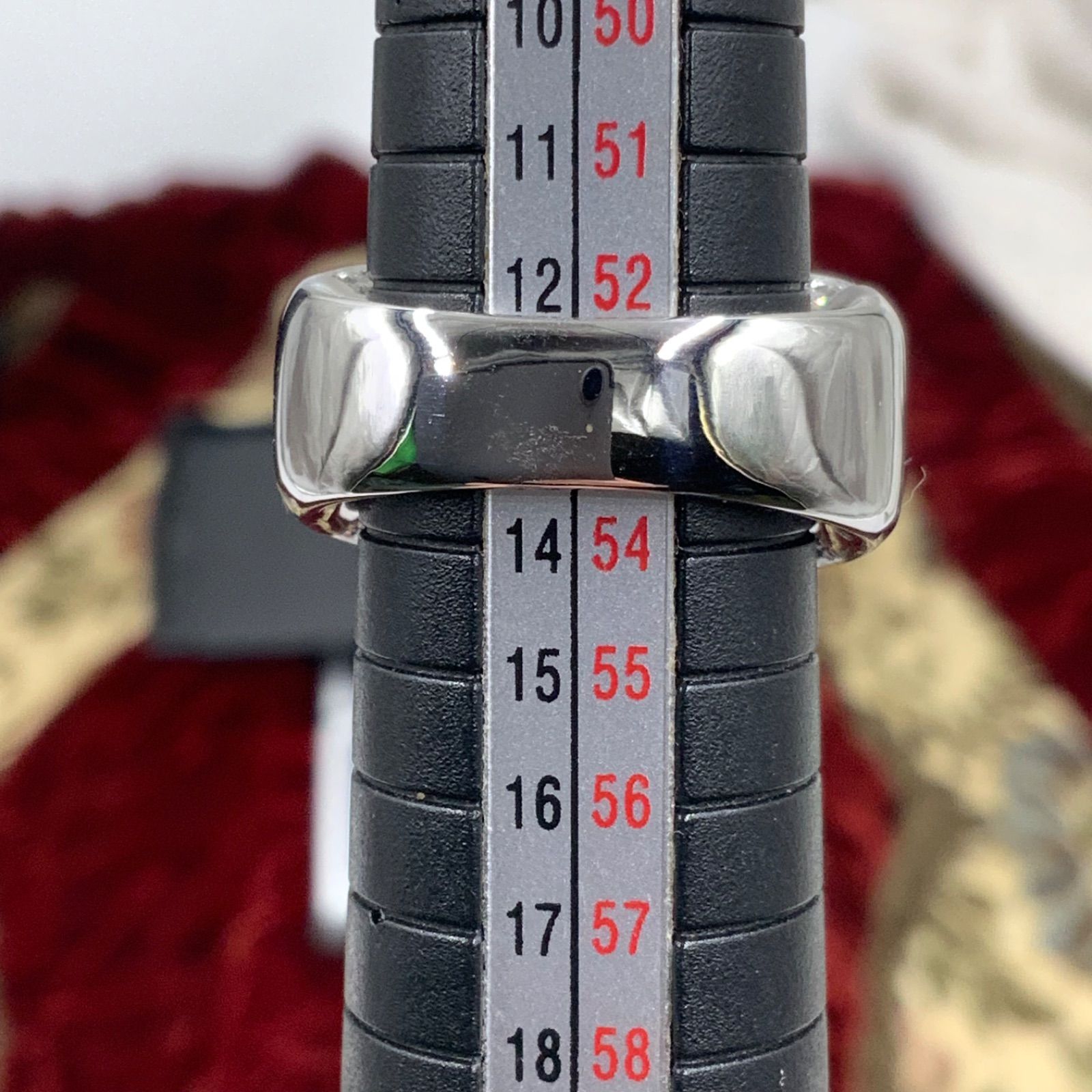 750 ホワイトゴールド パヴェダイヤリング 14.3g 約13号 3.5ct - メルカリ