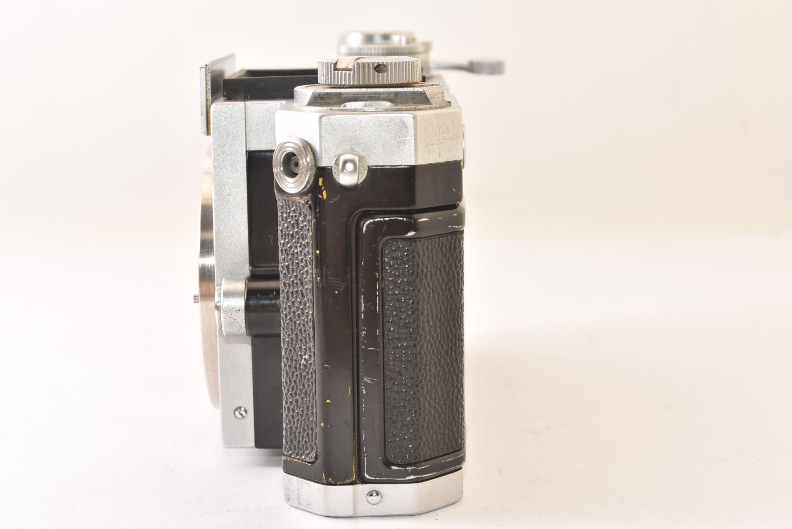 Nikon F シルバー フィルム一眼レフカメラ ジャンク ☆ジャンク品☆ Nikon ニコン F ボディ シルバー ファインダーなし