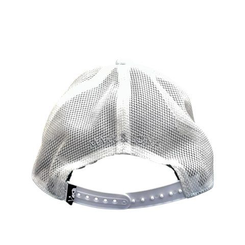 マーク＆ロナ MARK&LONA メッシュキャップ 迷彩柄 スカル刺繍 ビジュー