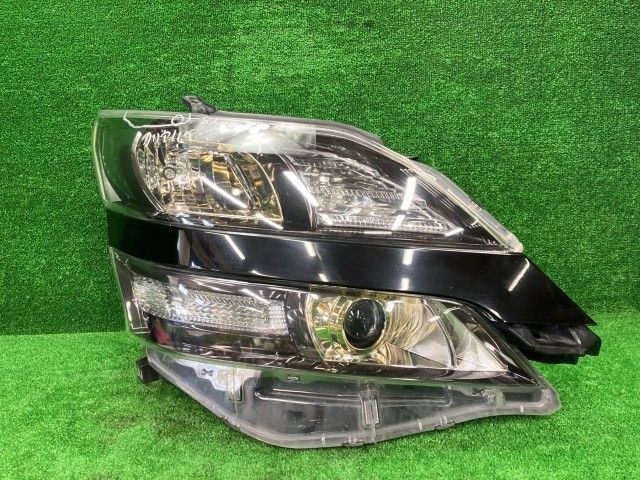 ヴェルファイア ANH25W 右ヘッドランプ・ヘッドライト 2.4Z ゴールデン 