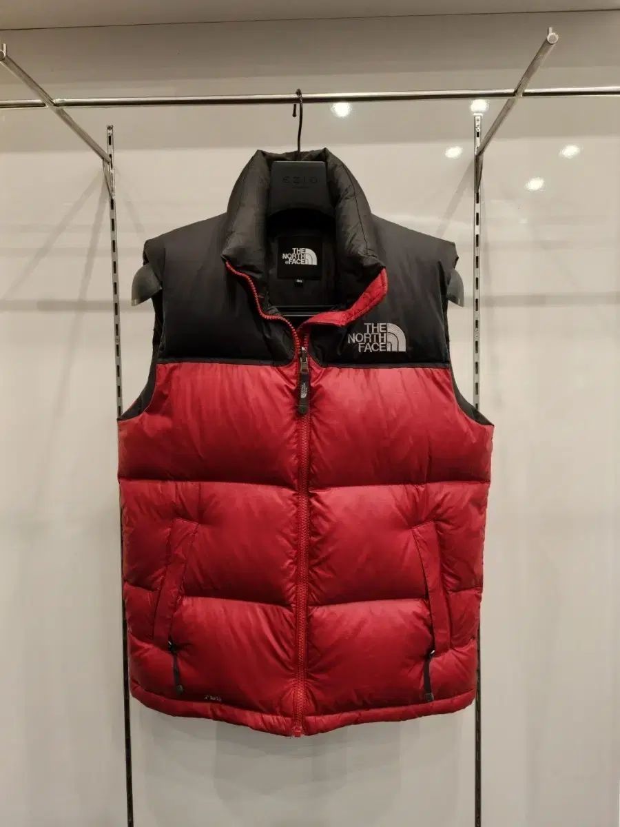 THE NORTH FACE ザノースフェイス 700 ヌプシ ダウン ベスト レッド