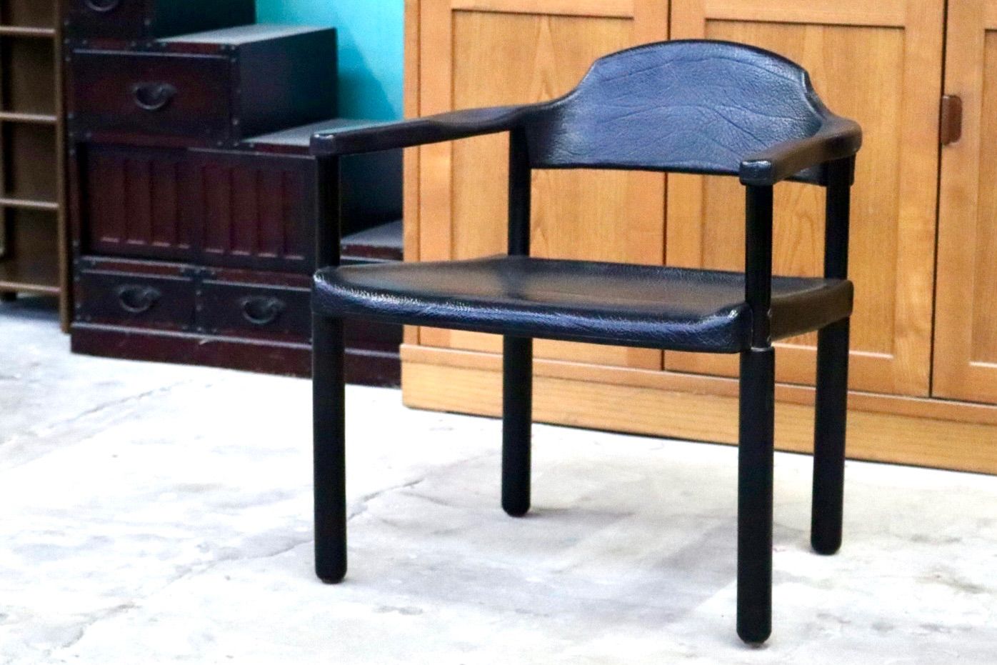 GMIS471M○レオナルド アームチェア ブラック スイス デザイナーズ家具