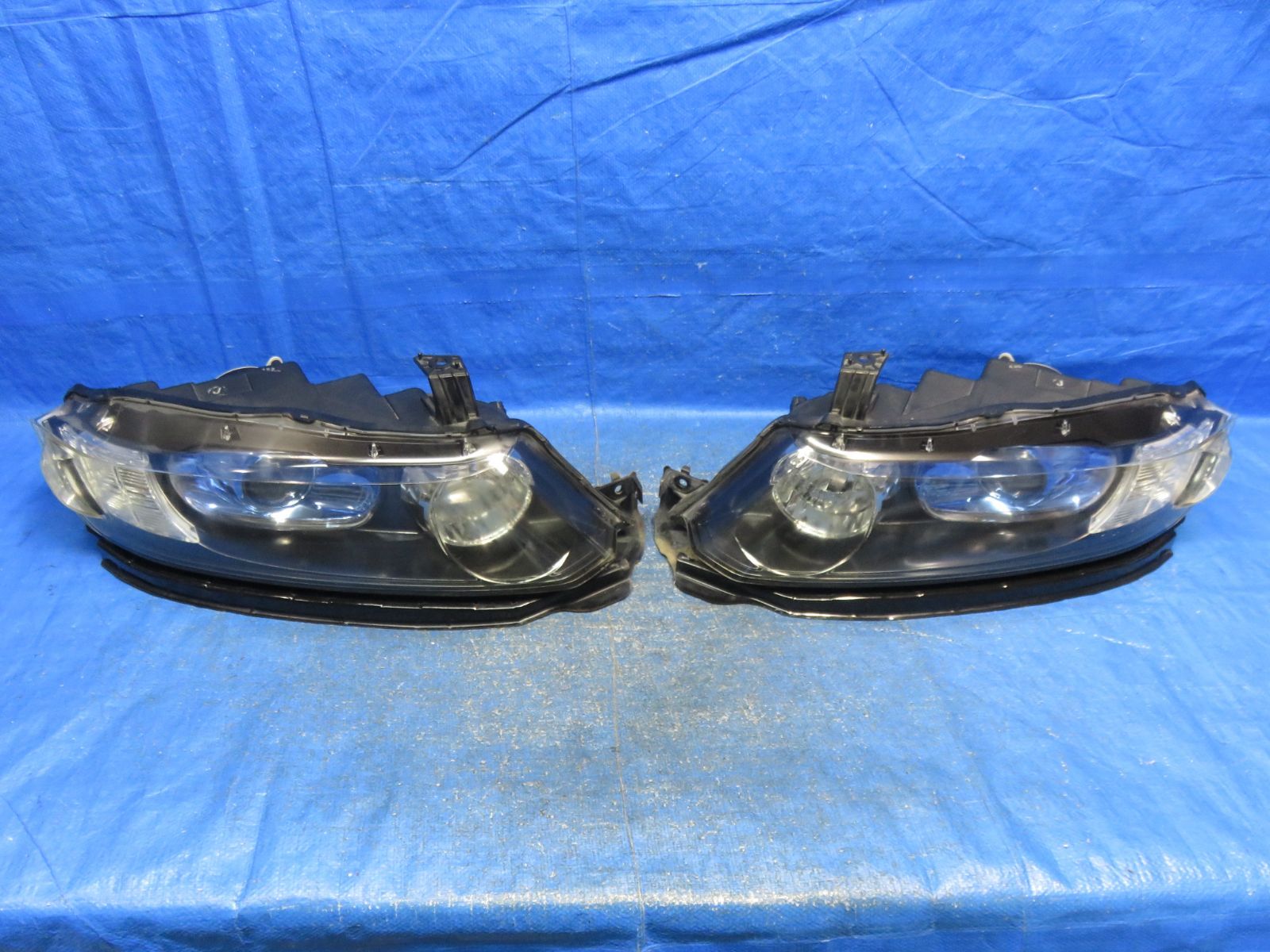 LA8674* 点灯OK ホンダ RB1 RB2 オデッセイ ヘッドライト HID ヘッド