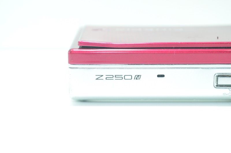 送料無料】 フジフイルム FUJIFILM FinePix Z250fd レッド コンパクト